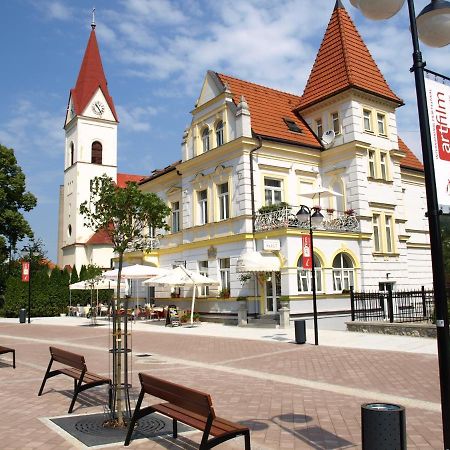 Hotel Margit Trenčianske Teplice Exterior foto